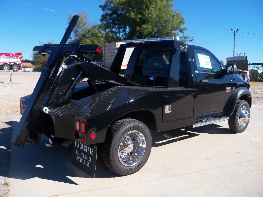 ����ͼƬ��һҳ/����Ƥ����·���ϳ�չ��