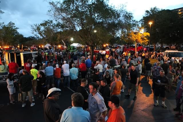 ͼƬһҳ/ﲩչ˾ϳչ